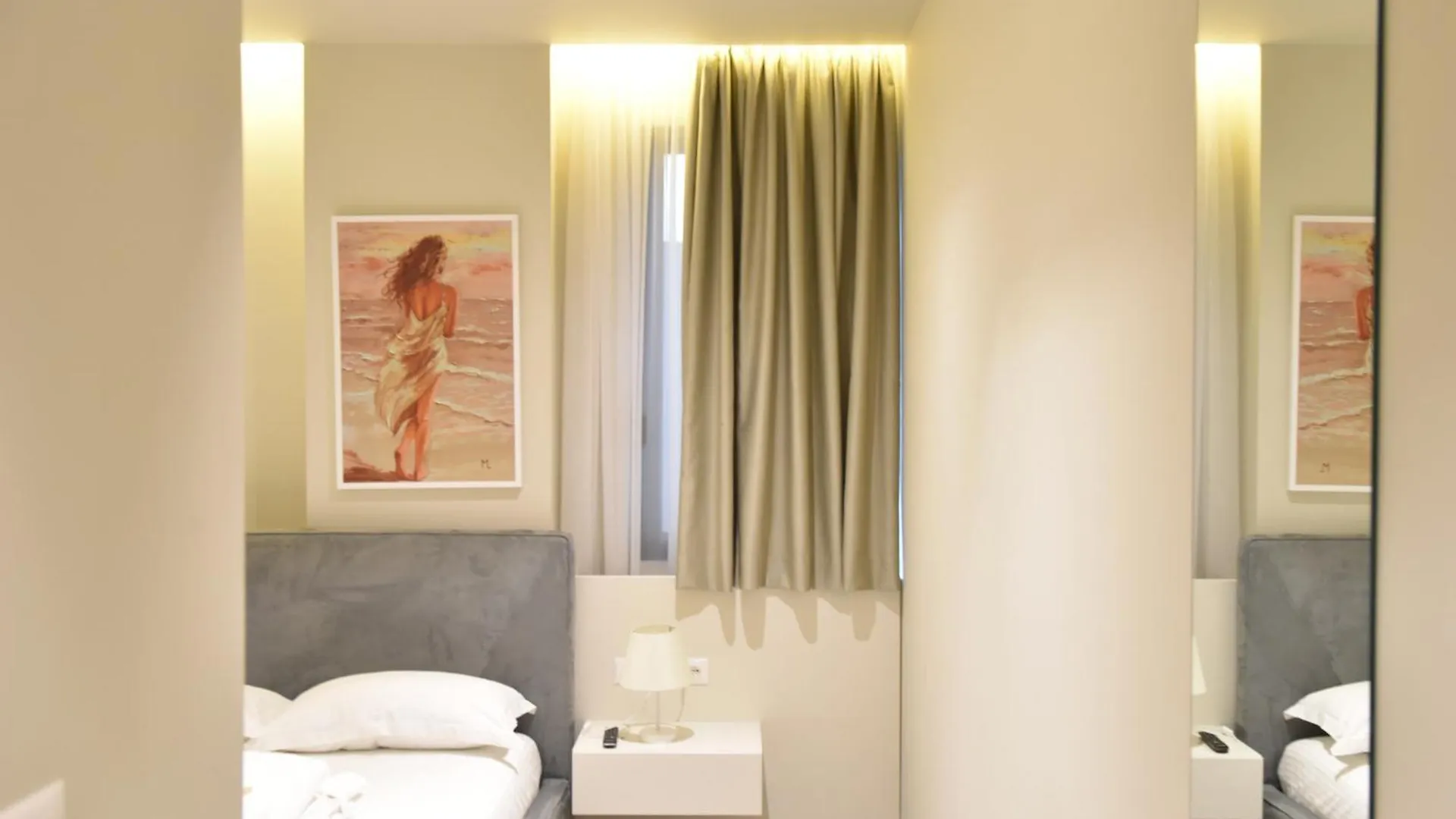 Alb'Sun Hotel Vlorë 0*,