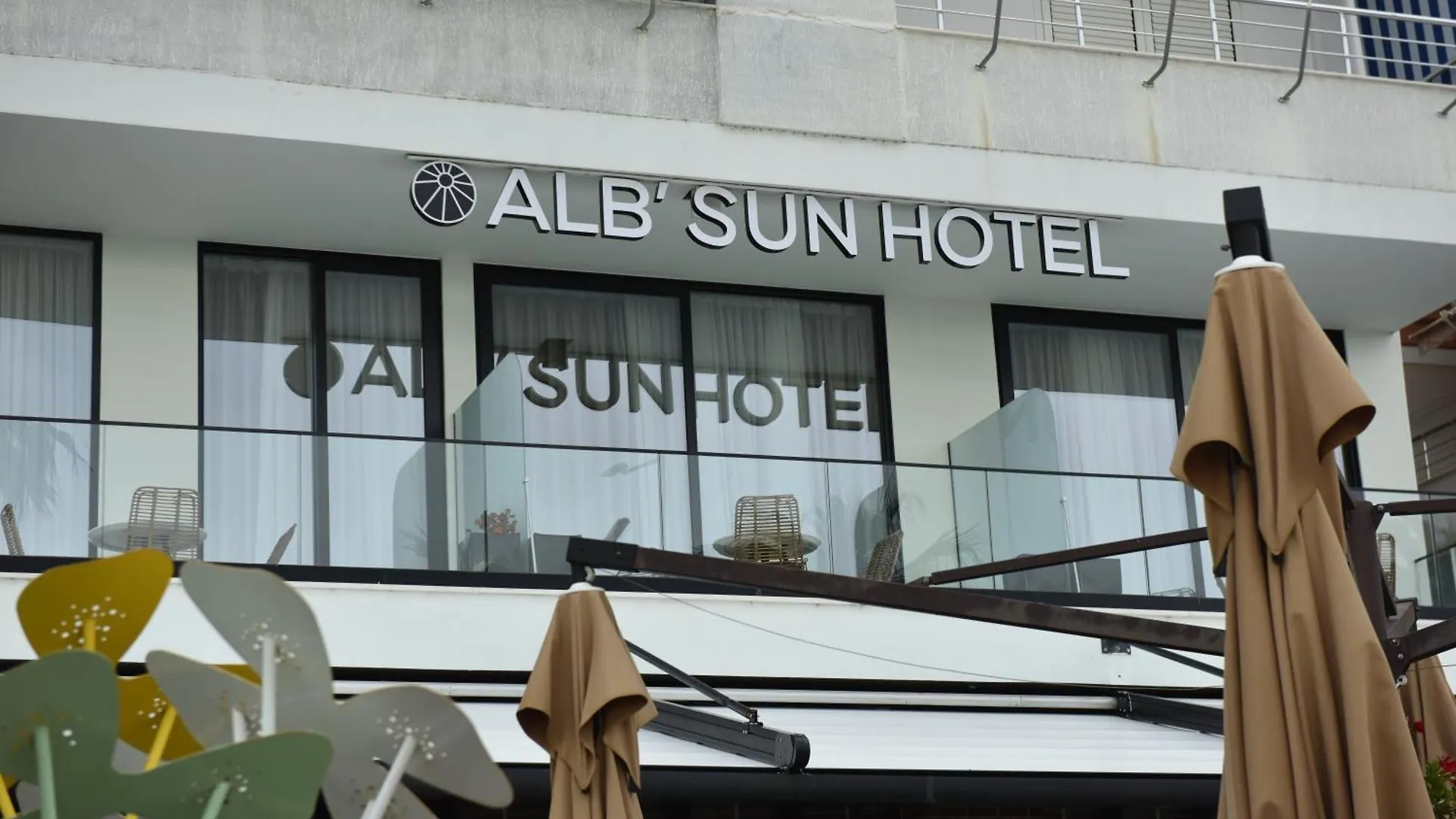 Alb'Sun Hotel Vlorë 0*,  Albanië